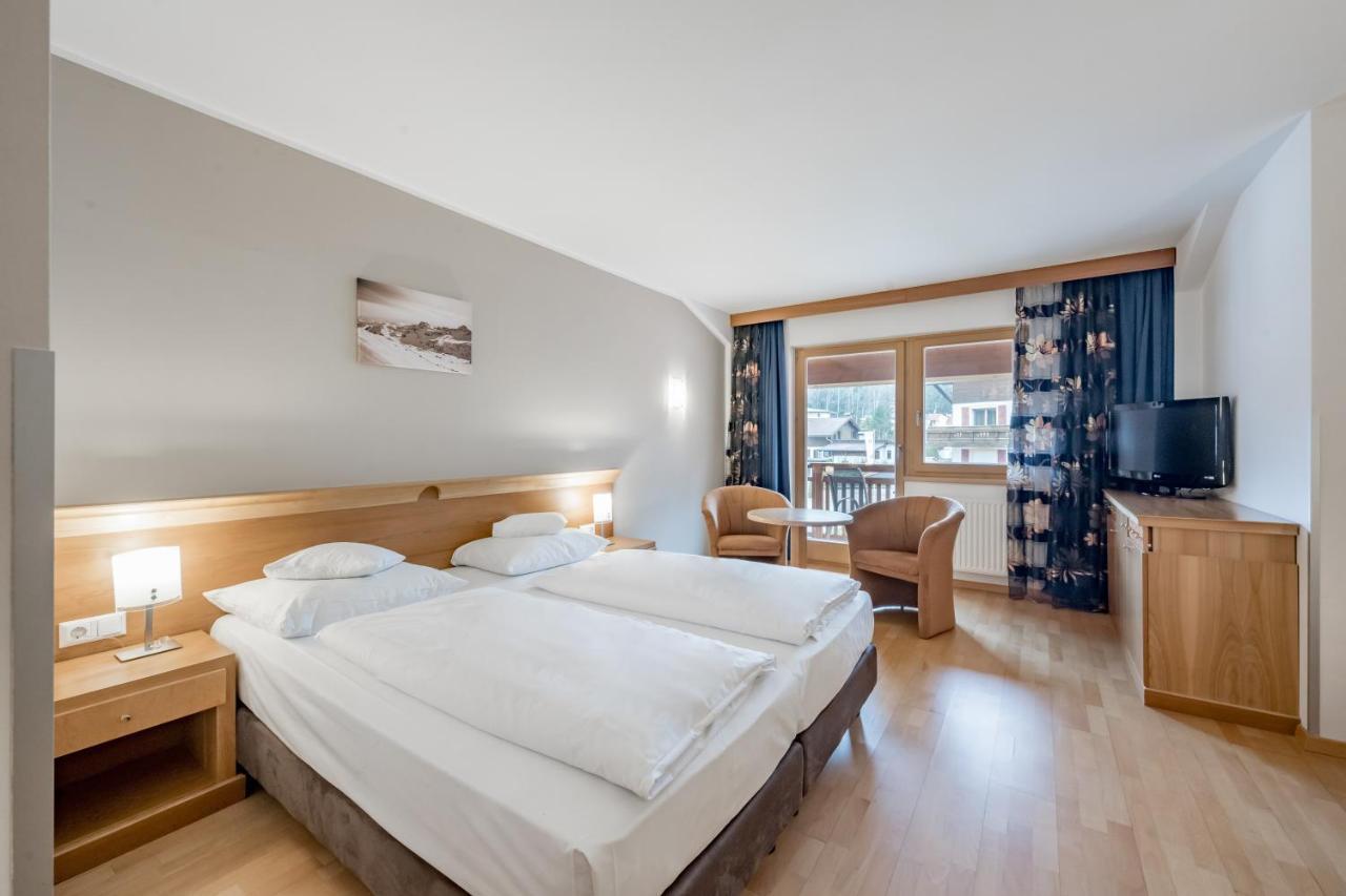 Hotel Zum Gourmet Seefeld in Tirol Exterior photo