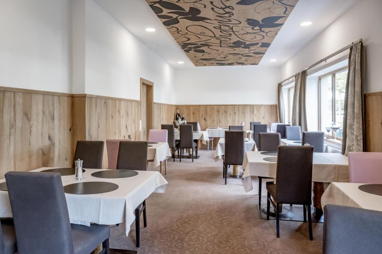 Hotel Zum Gourmet Seefeld in Tirol Exterior photo